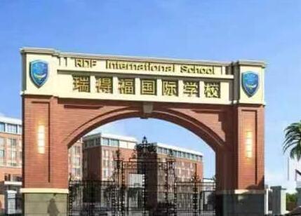 江西理工大學1200人食堂承包案例